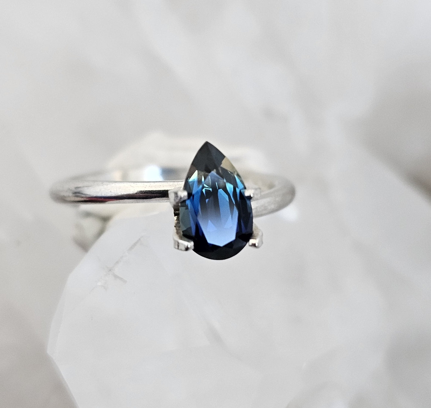 VAULT Collection 1.34 ct Pear cut - Blue + yellow parti-colour natural Australian sapphire