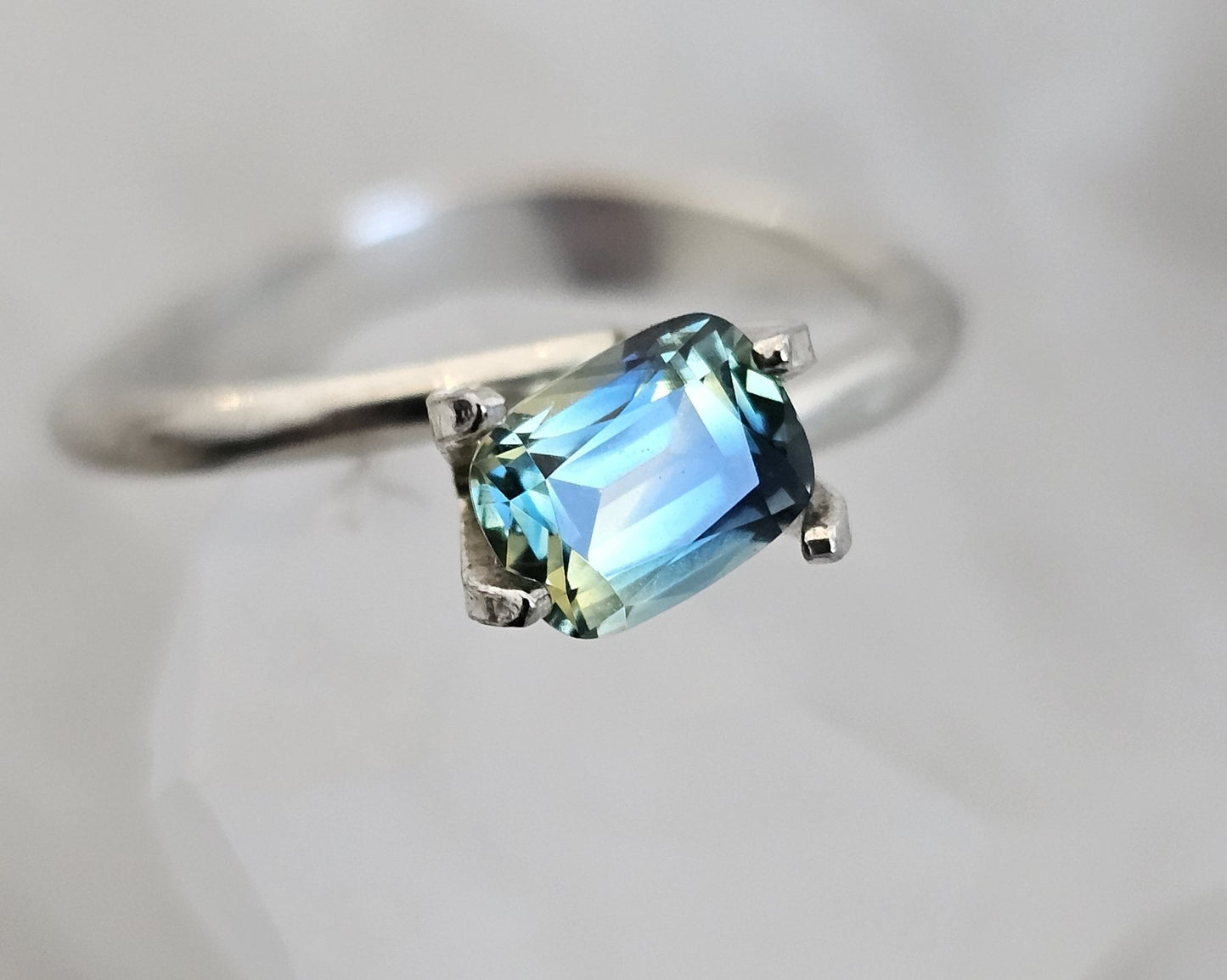 VAULT Collection 1.10 ct Cushion cut - Blue + yellow parti colour natural Australian sapphire